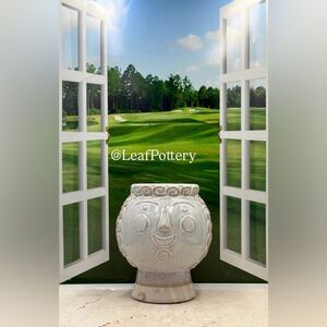 Cariñoso Beige Ceramic Planter Pot without drainage hole